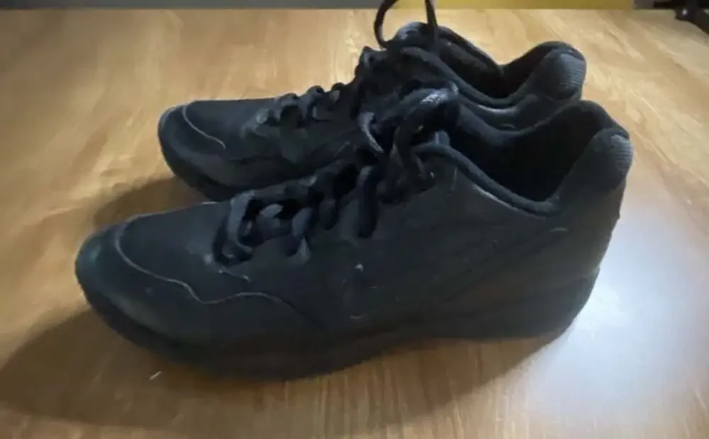 Nike Air Monarch IV Triple Black Walking Sneakers